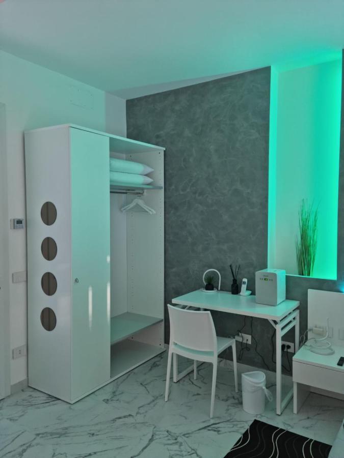 Lci Deluxe Rooms 산 카탈도 외부 사진